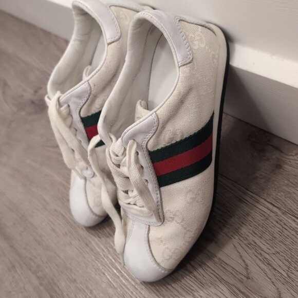 Gucci Kids Shoes in White with Red and Green Stripes 13 - Picture 2 of 11